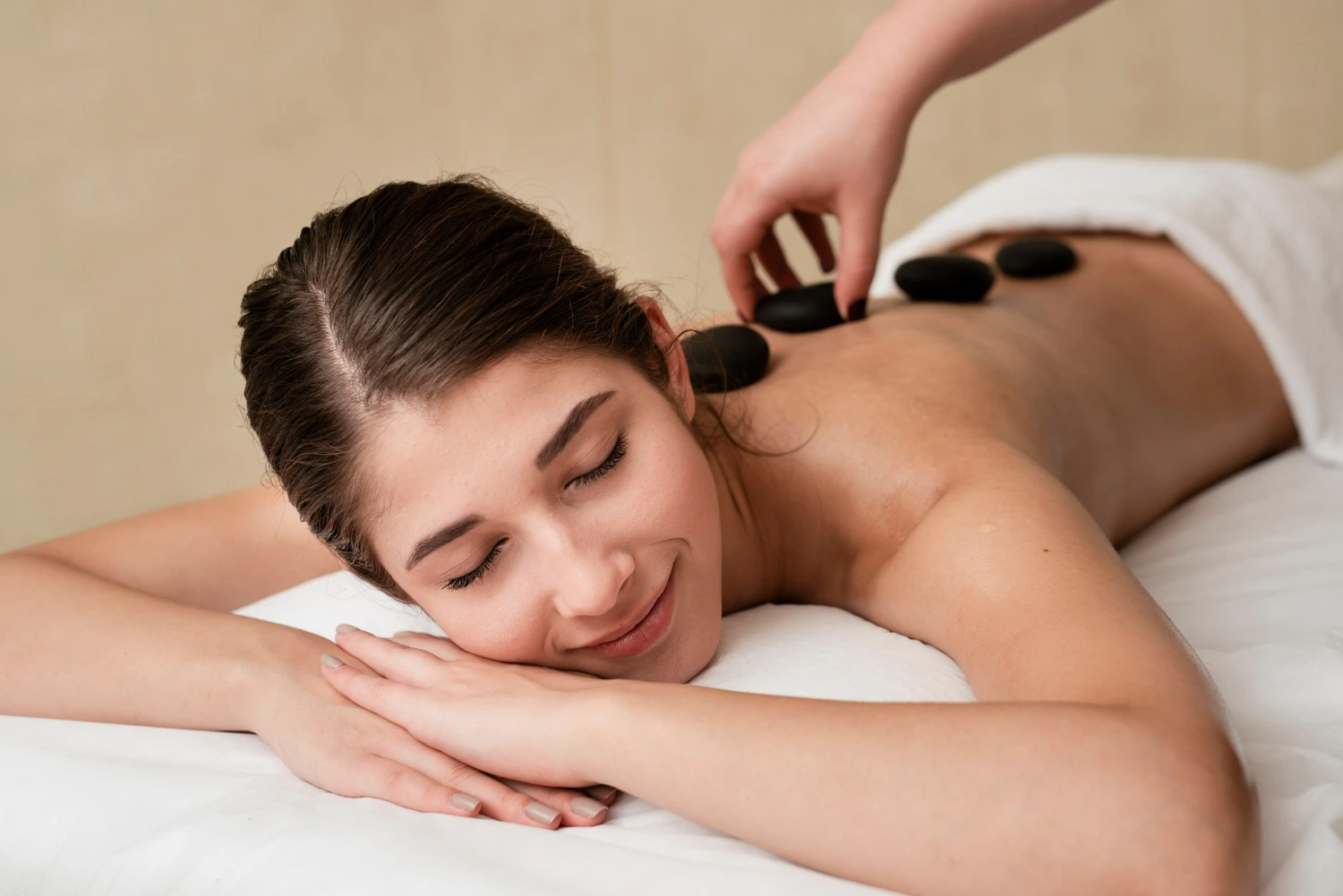 Hot Stone Therapy for Muscle Tension: What to Know Before Your Session
